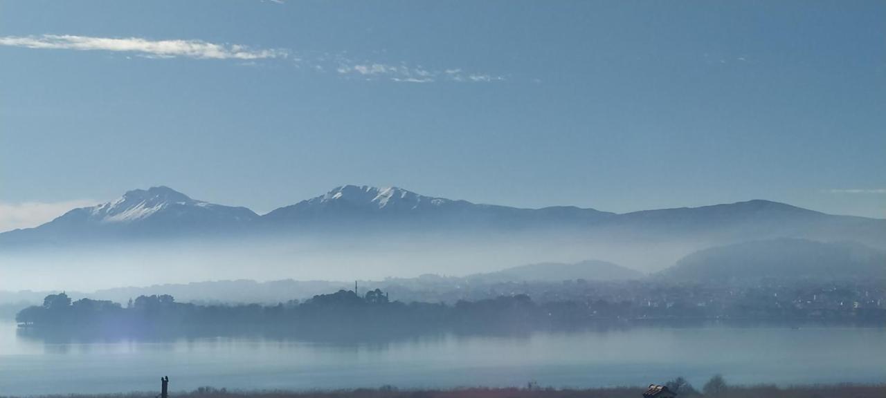 Montana Lake View Ioannina Exterior foto